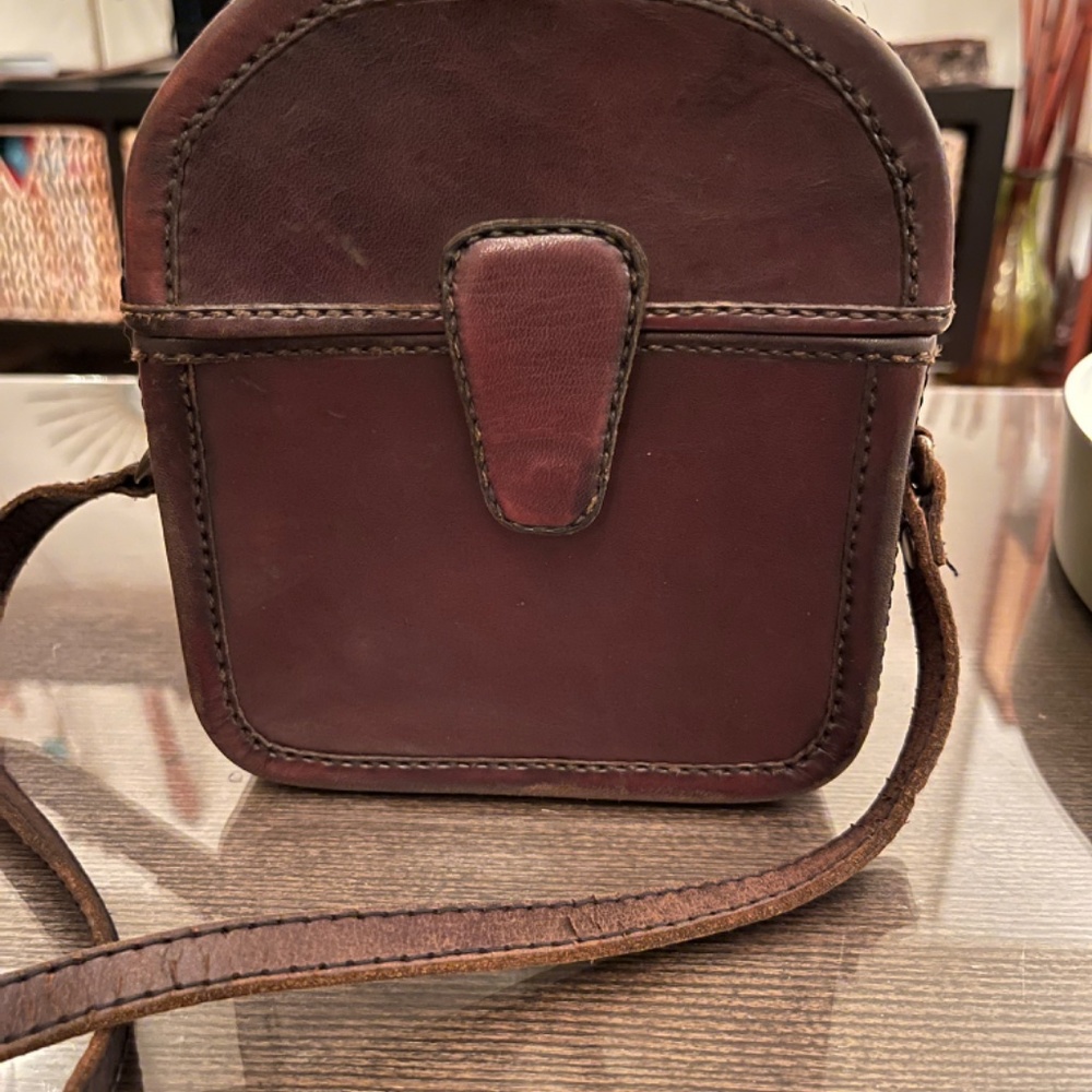 Box purse made of leather with Ankara fabric lining. - Picture 7 of 10